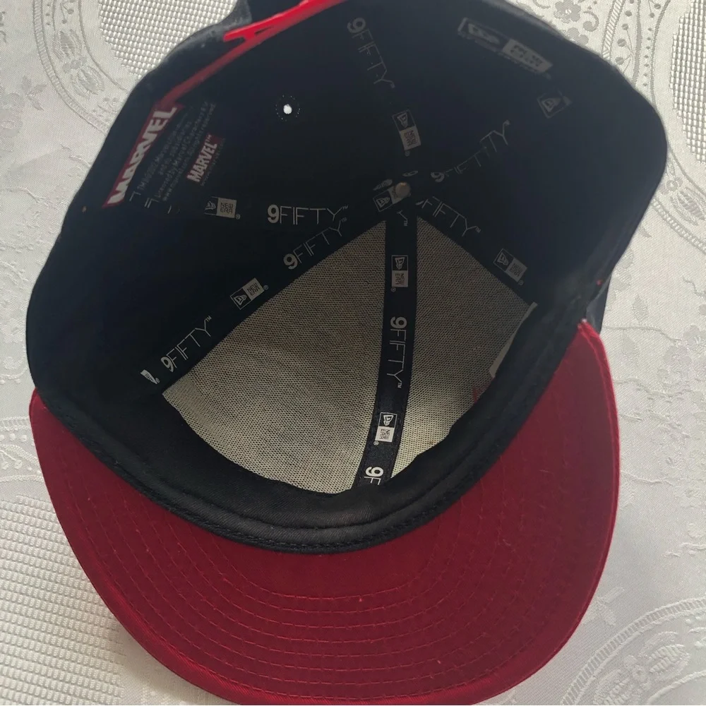 Marvel Y2K New Era Vintage Embroidered OSFM Black/Red Spider-Man Cap Hat 9FIFTY